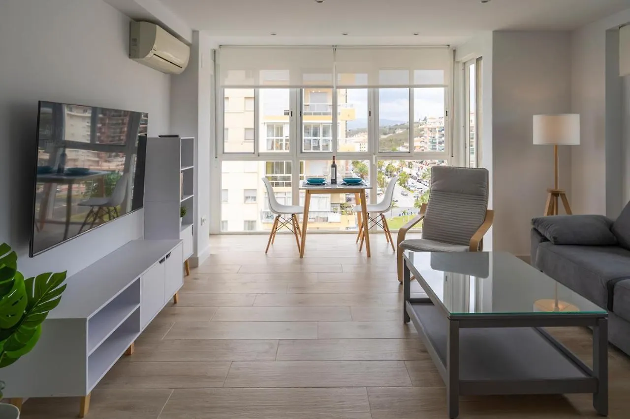 Apartamento con vistas al mar recién renovado - Montevideo Beach Algarrobo Costa