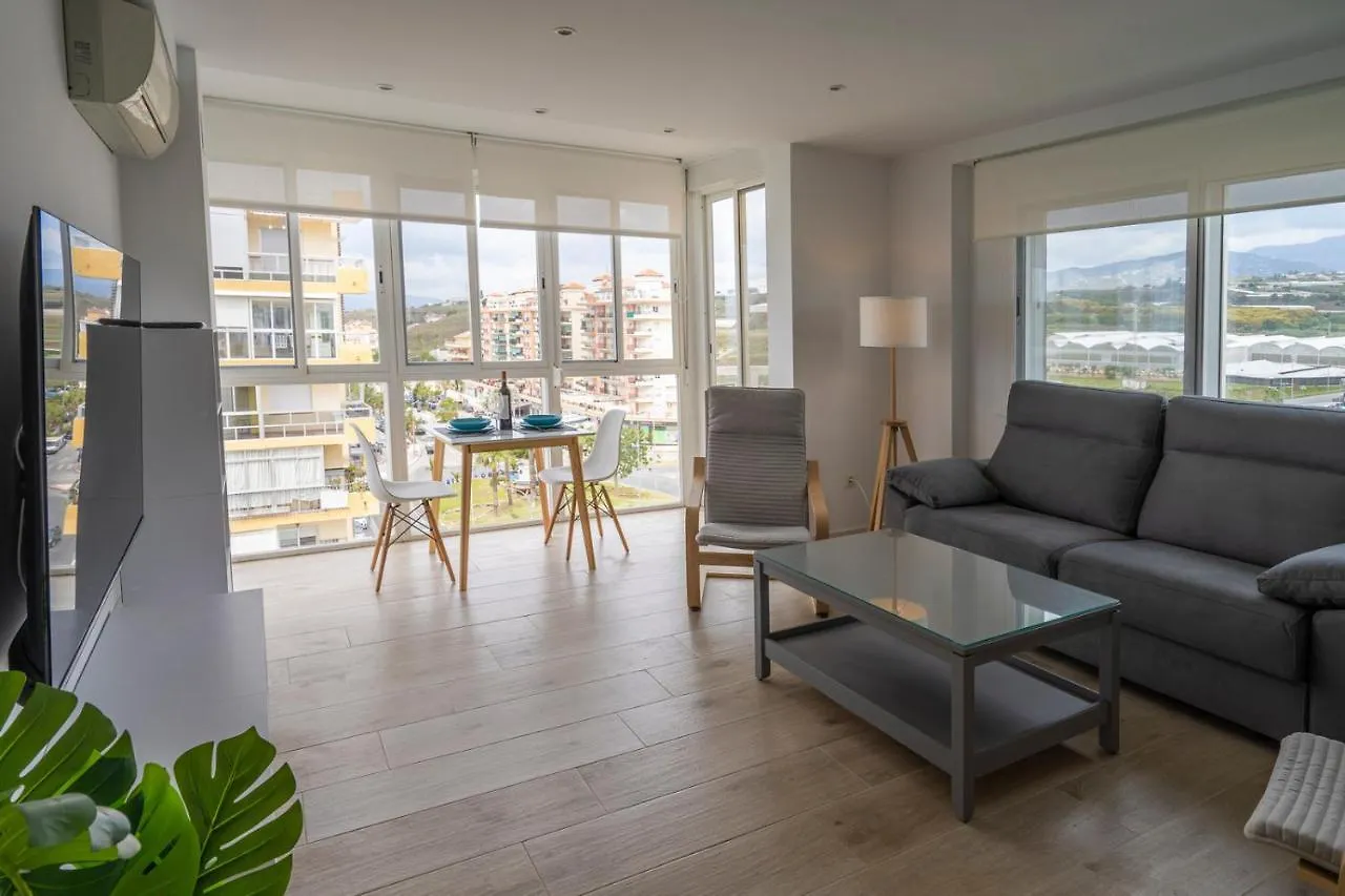 Apartamento con vistas al mar recién renovado - Montevideo Beach Algarrobo Costa